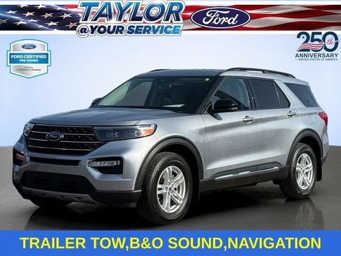 Certified 2023 Ford Explorer XLT w/ Equipment Group 202A AWD/4WD image 1