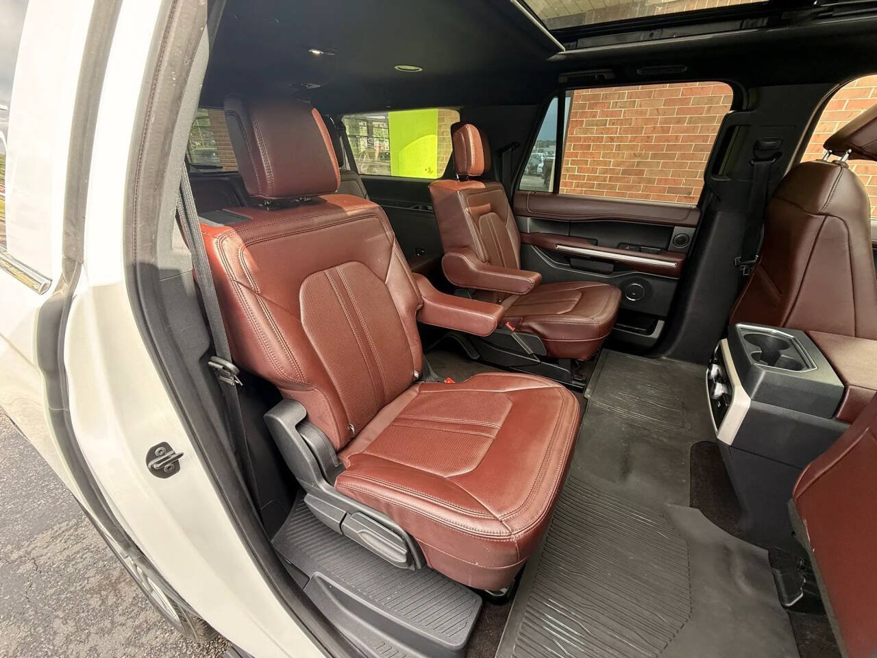 Used 2022 Ford Expedition Max Limited AWD/4WD image 17