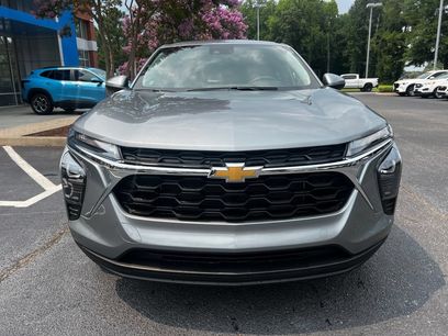 New 2026 Chevrolet Trax LS w/ LS Convenience Package