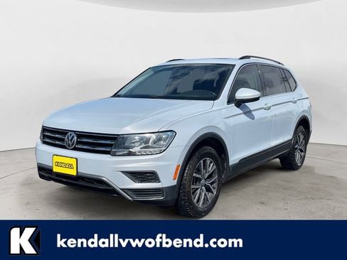 Used 2019 Volkswagen Tiguan SE w/ Panoramic Sunroof Package image 1