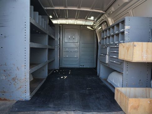 Used 2014 Ford E-250 and Econoline 250 RWD image 18