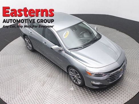Used 2024 Chevrolet Malibu LT FWD image 3