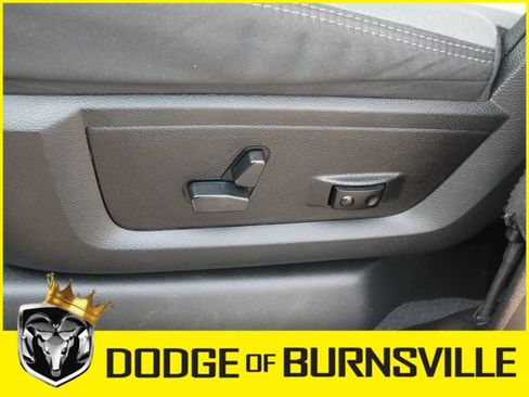 Used 2024 RAM 2500 Big Horn AWD/4WD image 19
