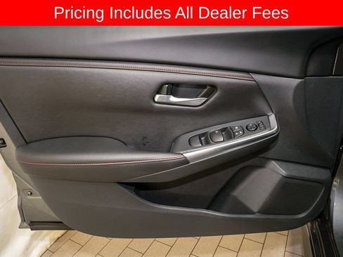 Certified 2025 Nissan Sentra SR FWD image 11