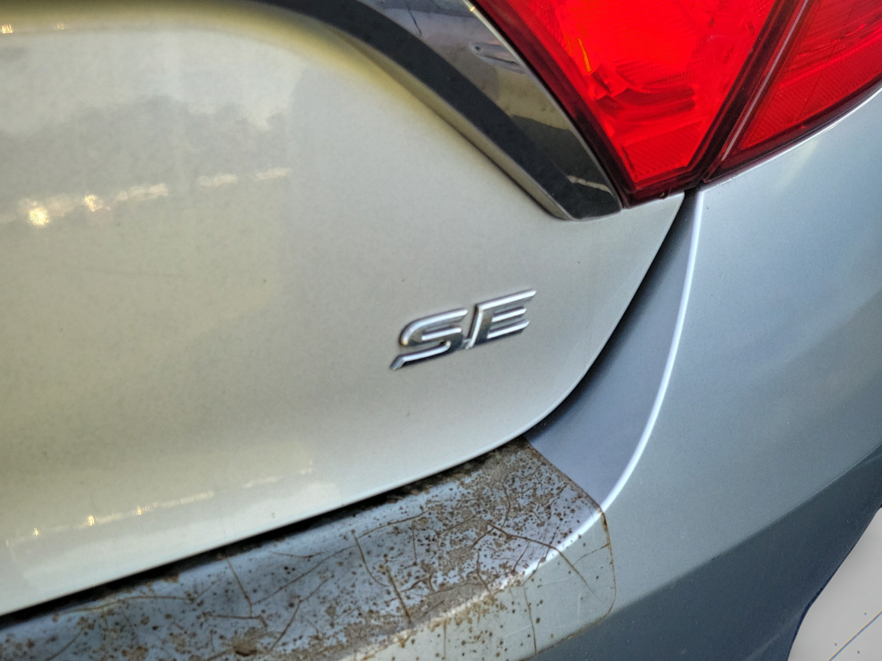 Used 2016 Toyota Camry SE FWD image 18