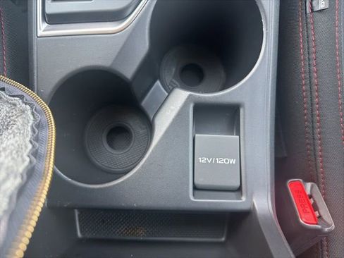 Used 2025 Subaru Impreza 2.0i Sport image 34