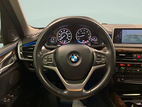 Used 2015 BMW X5 xDrive50i AWD/4WD image 16