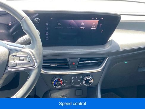 Certified 2024 Buick Encore GX Preferred w/ Comfort Package AWD/4WD image 10