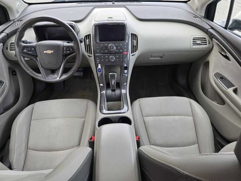 Used 2014 Chevrolet Volt Premium w/ Premium Trim Package image 4