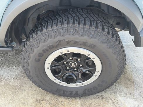 Used 2023 Ford Bronco Badlands w/ Sasquatch Package AWD/4WD image 21