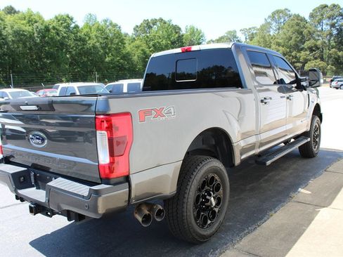 Used 2019 Ford F250 Lariat AWD/4WD image 3