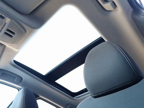 New 2026 Nissan Kicks SV w/ SV Premium Package FWD image 22