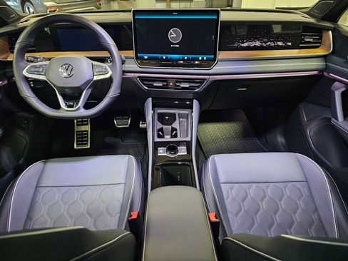 New 2026 Volkswagen Tiguan SEL R-Line image 20