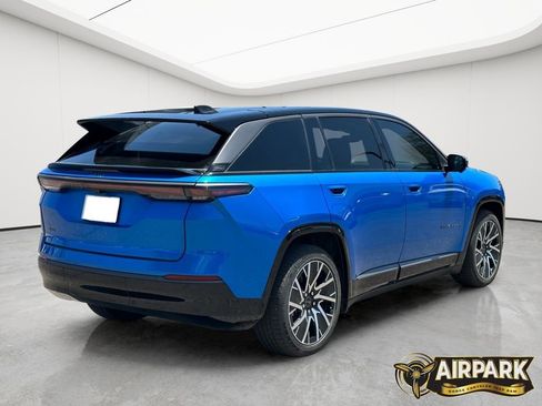 New 2025 Jeep Wagoneer S Limited AWD/4WD image 4