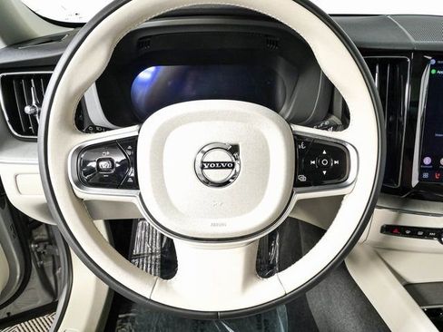 Used 2025 Volvo XC60 T8 Plus w/ Protection Package Premier AWD/4WD image 9