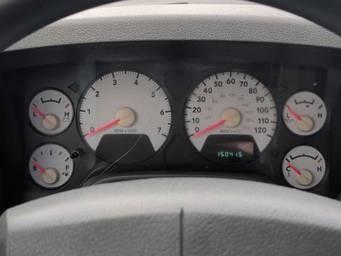 Used 2008 Dodge Ram 1500 Truck ST RWD image 17