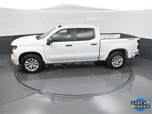 Used 2023 Chevrolet Silverado 1500 Custom image 30