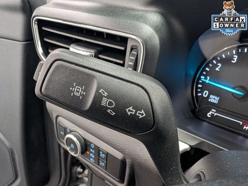 Used 2023 Ford Explorer XLT w/ Equipment Group 202A AWD/4WD image 18