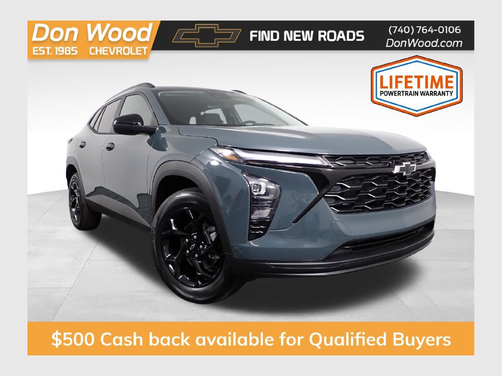 New 2026 Chevrolet Trax LT w/ Midnight Edition FWD image 1