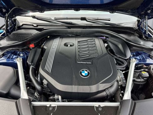 Used 2022 BMW 540i xDrive w/ M Sport Package AWD/4WD image 10