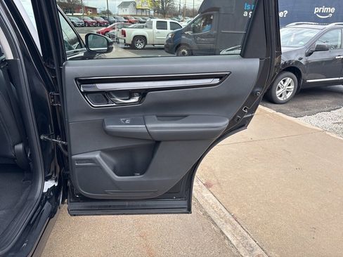 Used 2023 Honda CR-V EX-L image 9