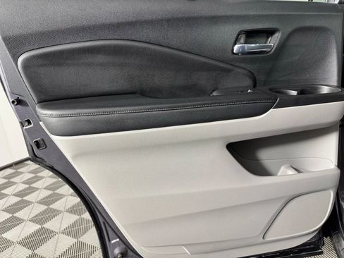 Used 2021 Honda Pilot Touring image 49