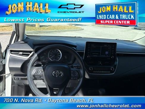 Used 2021 Toyota Corolla LE w/ LE Convenience Package image 22