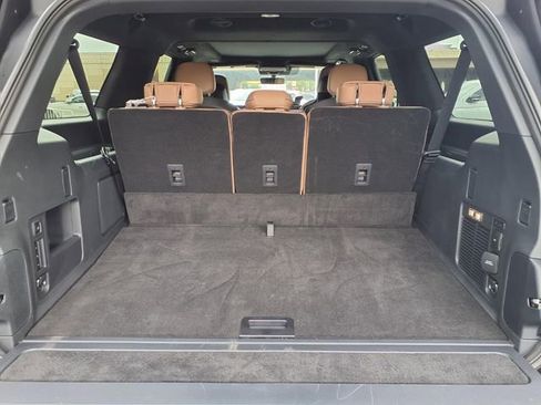 New 2025 Lincoln Navigator L Black Label AWD/4WD image 9