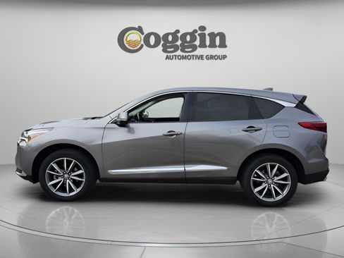 Certified 2023 Acura RDX FWD w/ Technology Package image 2