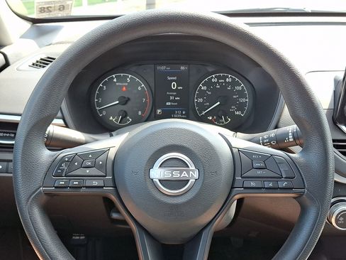 Certified 2023 Nissan Altima 2.5 S FWD image 18