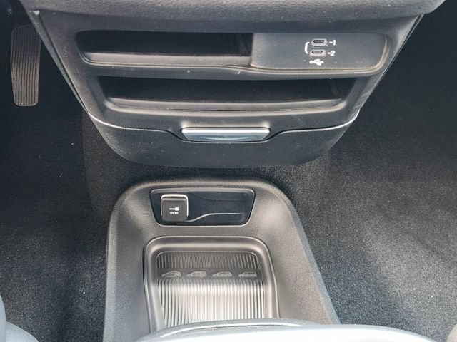 New 2026 Chrysler Pacifica Select w/ S Appearance Package FWD image 15