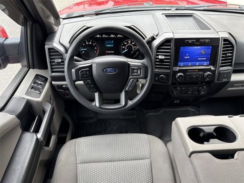 Used 2020 Ford F150 XLT image 15