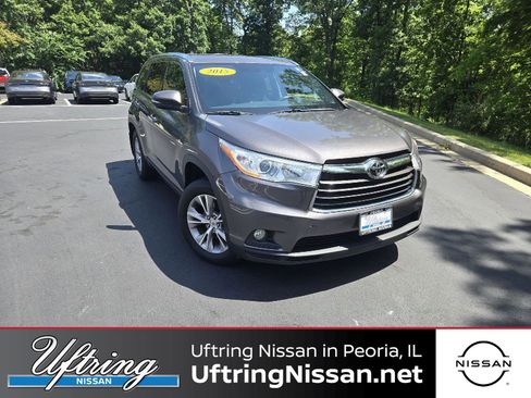 Used 2015 Toyota Highlander XLE AWD/4WD image 1