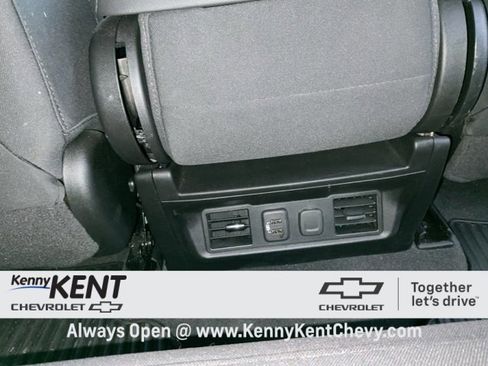 Used 2021 GMC Sierra 1500 SLE image 16