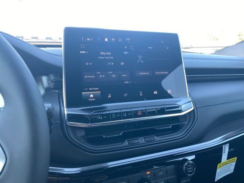 New 2026 Jeep Compass Latitude AWD/4WD image 20