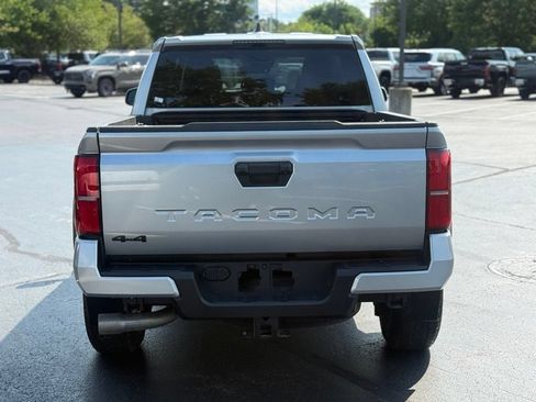 Used 2024 Toyota Tacoma TRD Off-Road AWD/4WD image 6