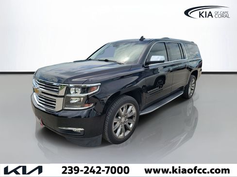 Used 2017 Chevrolet Suburban Premier AWD/4WD image 3