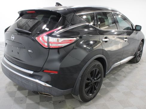 Used 2018 Nissan Murano SL w/ Moonroof Package FWD image 3