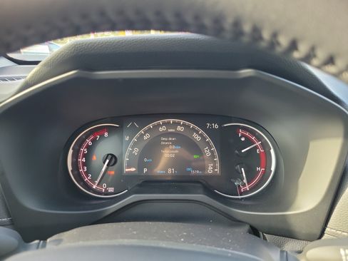Used 2025 Toyota RAV4 XLE Premium w/ Weather Package AWD/4WD image 23