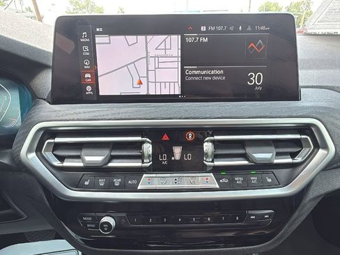 Used 2024 BMW X3 xDrive30i image 21