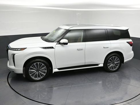New 2026 INFINITI QX80 Luxe w/ Cargo Package image 29