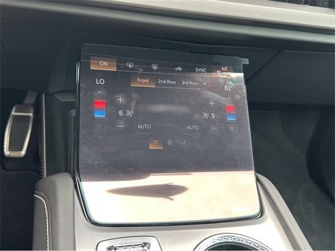 New 2026 Cadillac Vistiq Luxury image 19