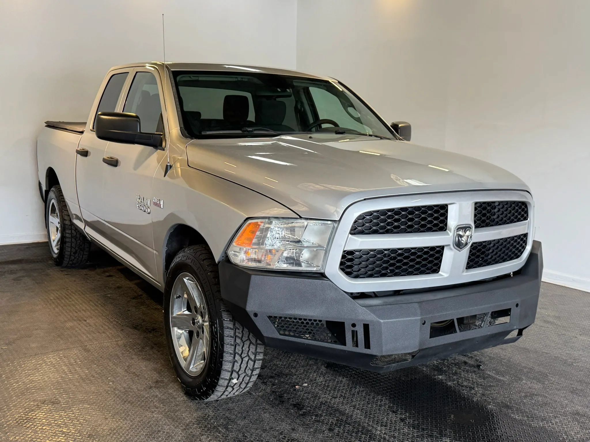 Used 2014 RAM 1500 Express AWD/4WD image 3