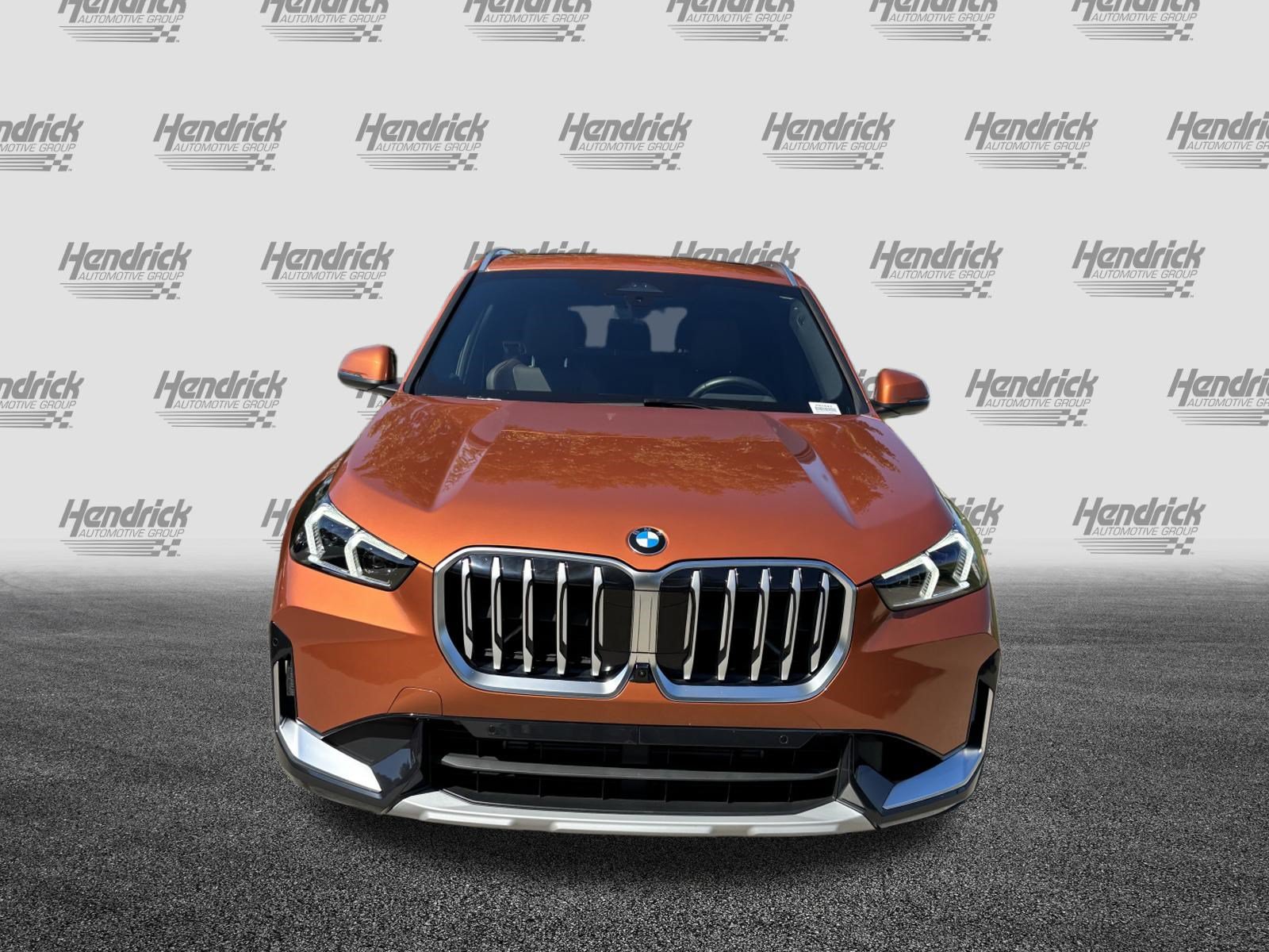 Certified 2025 BMW X1 xDrive28i AWD/4WD image 3