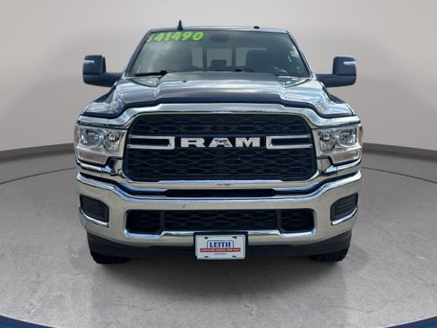 Used 2024 RAM 2500 Tradesman w/ Chrome Appearance Group AWD/4WD image 3