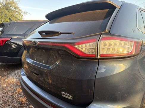 Used 2018 Ford Edge SEL w/ Equipment Group 201A FWD image 6