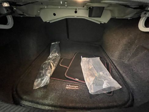 Used 2025 Volkswagen Jetta GLI Autobahn image 29