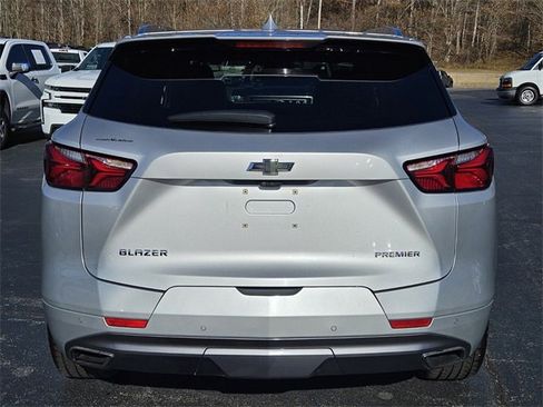 Used 2021 Chevrolet Blazer Premier w/ Driver Confidence II Package image 6