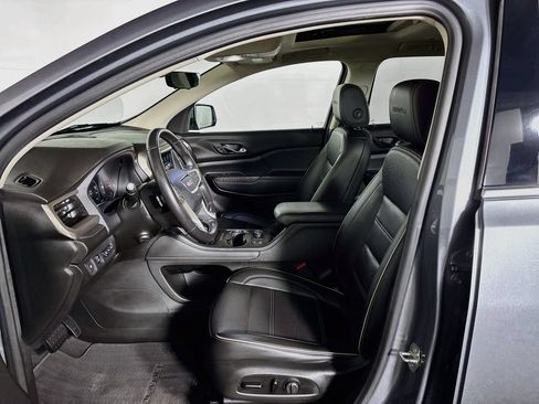 Used 2021 GMC Acadia Denali w/ Denali Ultimate Package AWD/4WD image 11