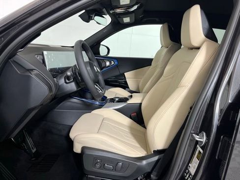 Used 2026 BMW X3 xDrive30 w/ M Sport Package image 11